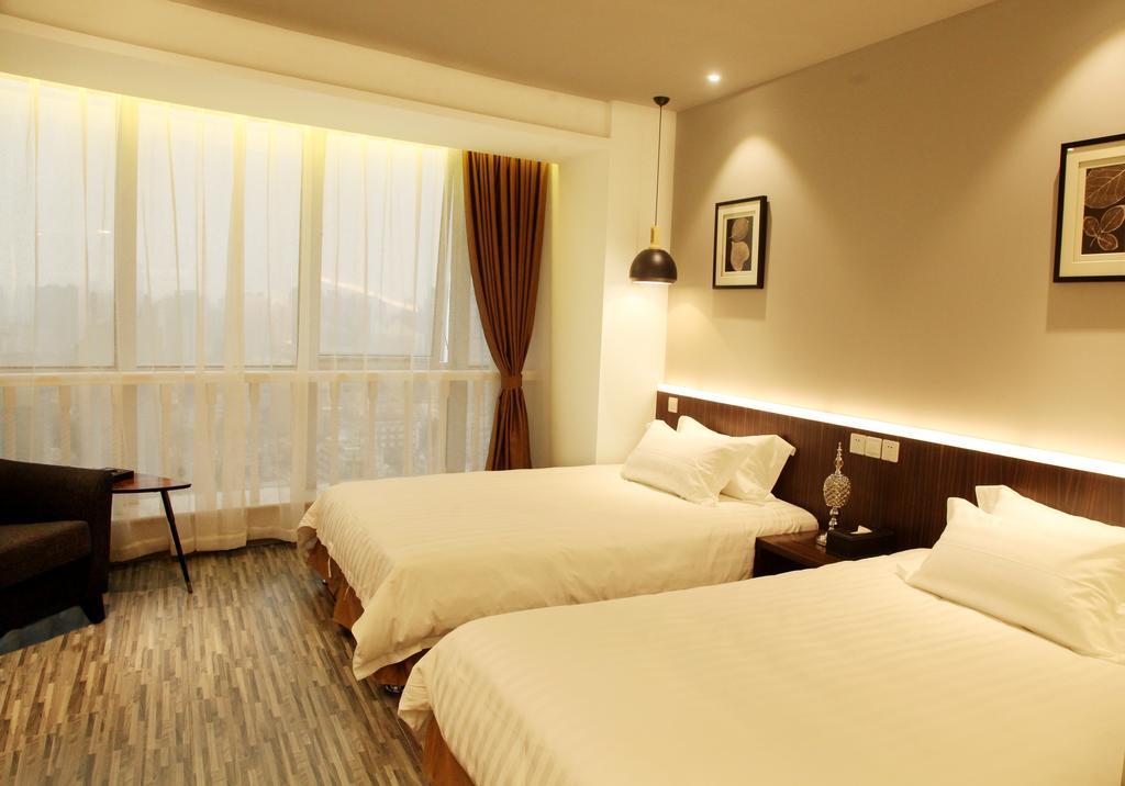 Delight Palace Jingan Service Aparthotel