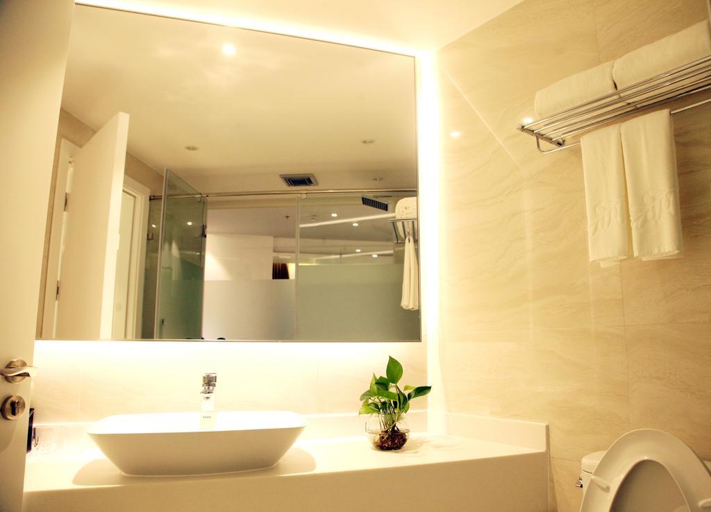 Delight Palace Jingan Service Aparthotel Shanghai